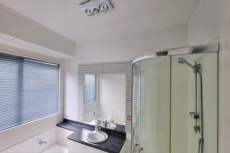 Photo of property in 1/48 Halsey Road, Manurewa, Auckland, 2102