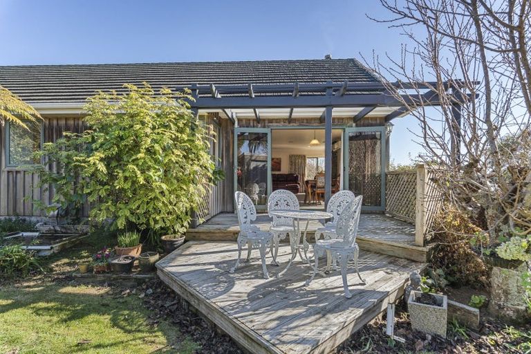 Photo of property in 95a Barrett Road, Whalers Gate, New Plymouth, 4310