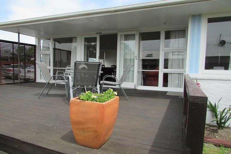 Photo of property in 39 Compton Street, Woolston, Christchurch, 8062