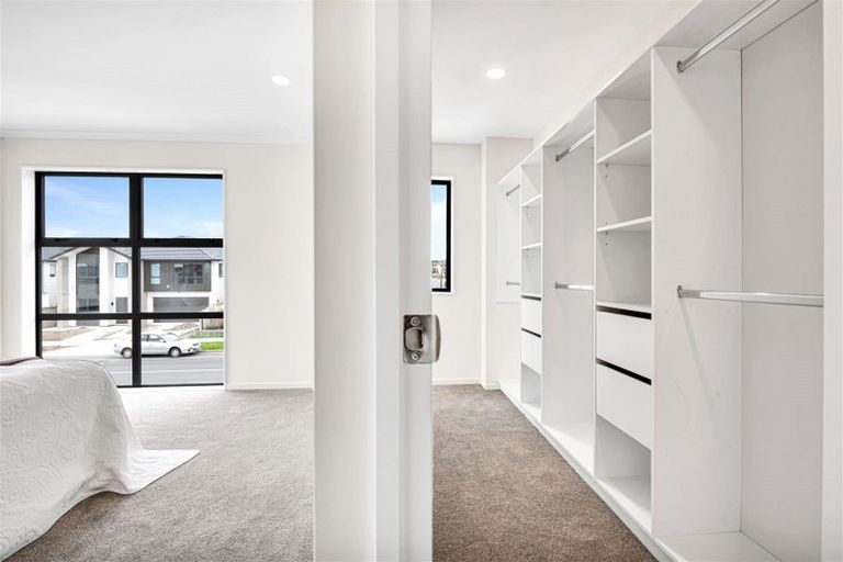 Photo of property in 51 Hikuawa Road, Flat Bush, Auckland, 2019