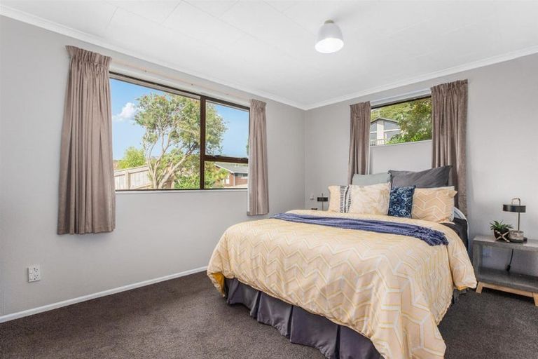 Photo of property in 6 The Mainsail, Whitby, Porirua, 5024