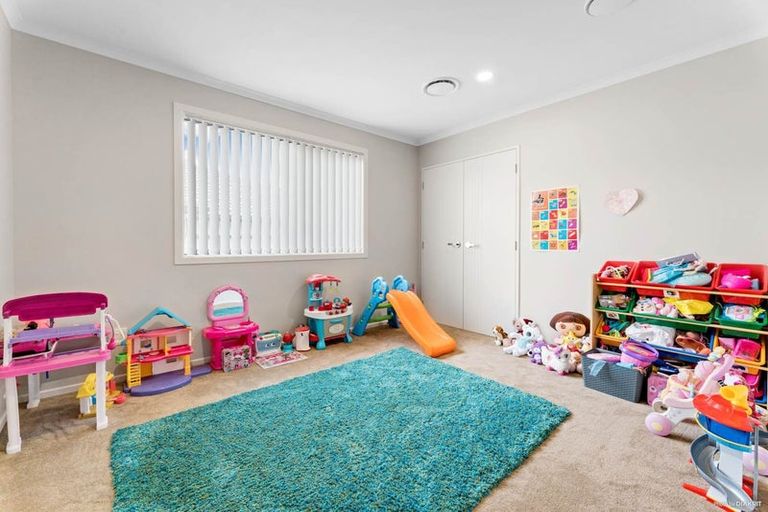 Photo of property in 12 Hangahai Road, Flat Bush, Auckland, 2019
