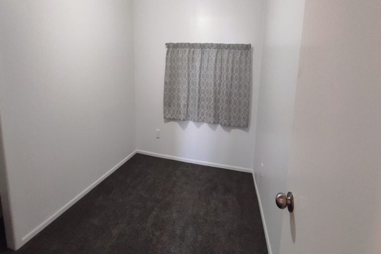 Photo of property in 20 Christmas Road, Manurewa, Auckland, 2102