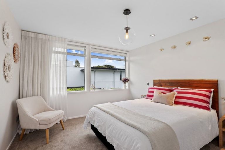 Photo of property in 10 Royds Street, Fendalton, Christchurch, 8014