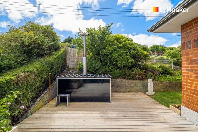 Photo of property in 8 Salmond Street, Halfway Bush, Dunedin, 9010