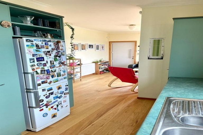 Photo of property in 57 View Road, Houghton Bay, Wellington, 6023