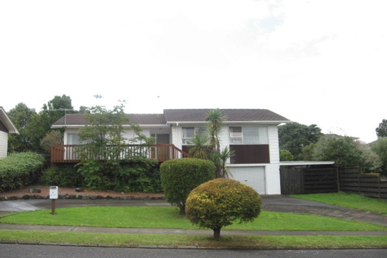 Photo of property in 4 Marvon Downs Avenue, Pakuranga Heights, Auckland, 2010