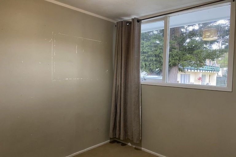 Photo of property in 12f2- Wood Street, Wallaceville, Upper Hutt, 5018