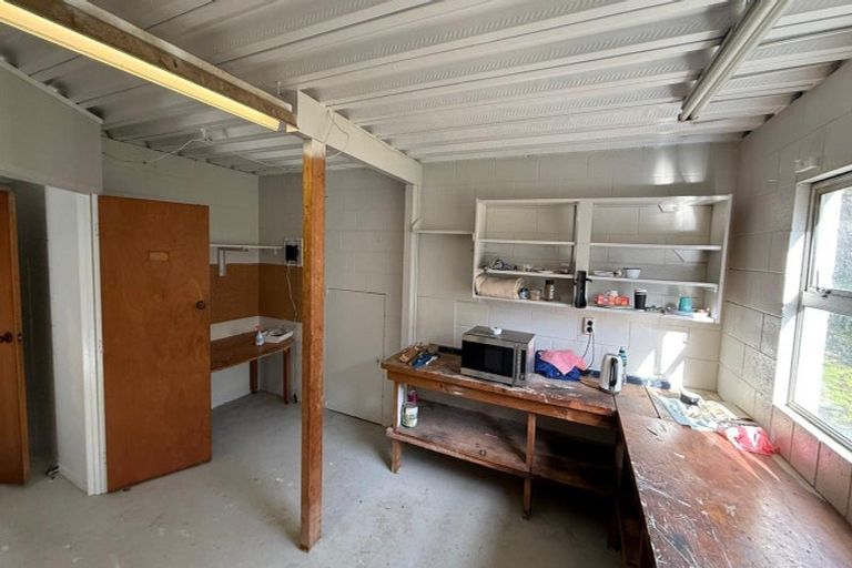Photo of property in 12 Aubrey Street, New Plymouth, 4310