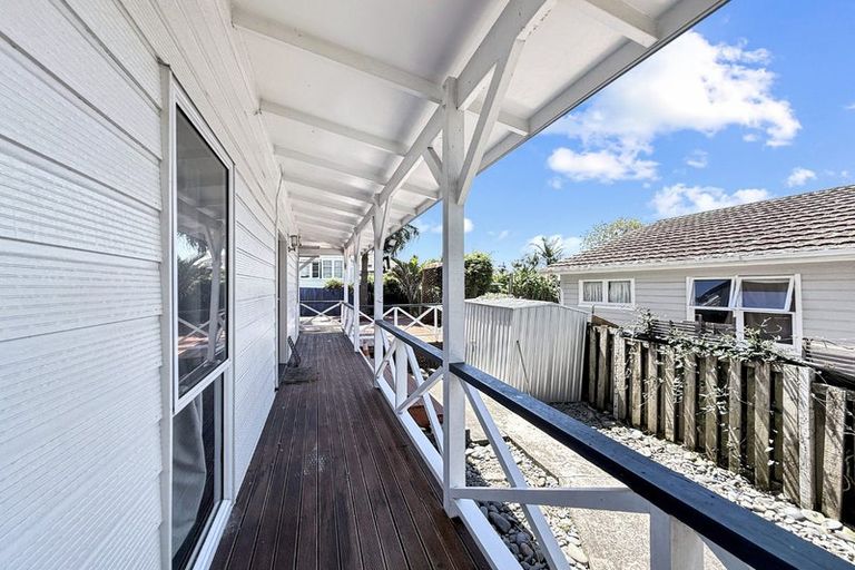 Photo of property in 118b Hepburn Road, Glendene, Auckland, 0602
