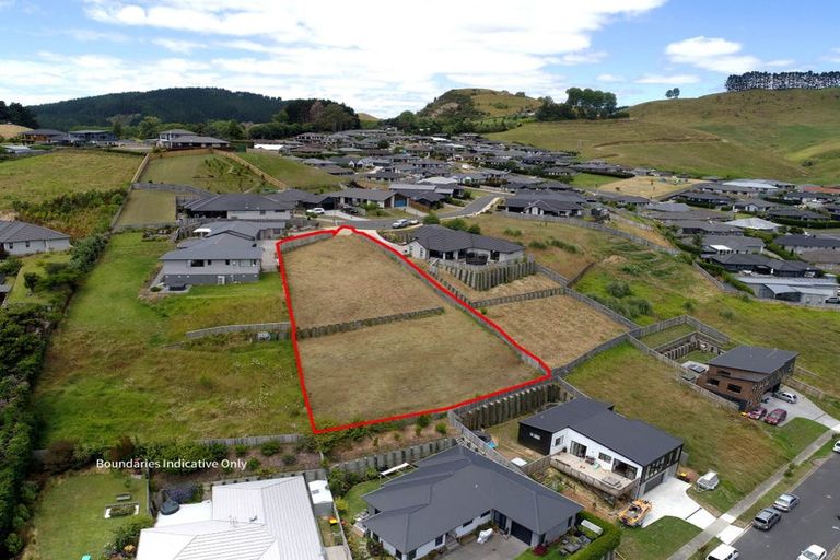 Photo of property in 41 Moira Close, Welcome Bay, Tauranga, 3175