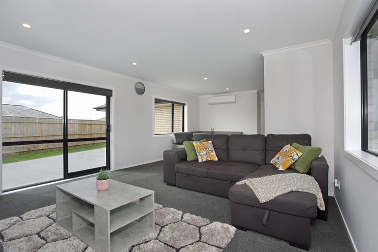 Photo of property in 17 Oldfield Lane, Marton, 4710