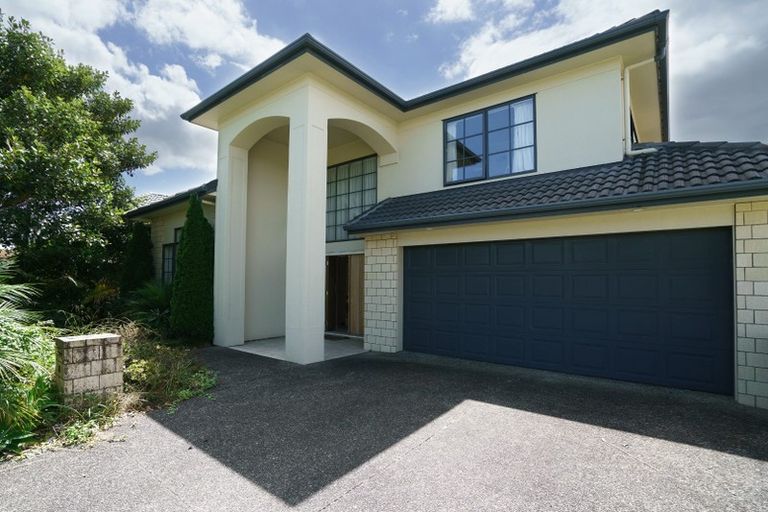 Photo of property in 8 Maybole Drive, Flat Bush, Auckland, 2016