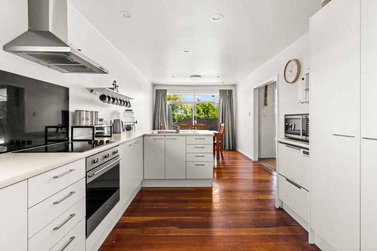 Photo of property in 118 Guppy Road, Taradale, Napier, 4112
