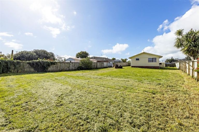 Photo of property in 87 Friedlanders Road, Manurewa, Auckland, 2102