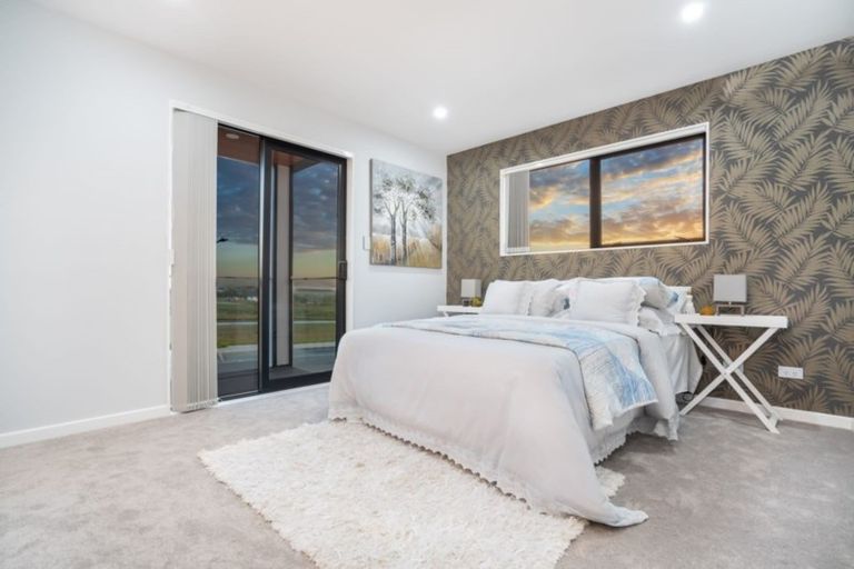 Photo of property in 32 Nola Dawn Avenue, Papakura, 2110