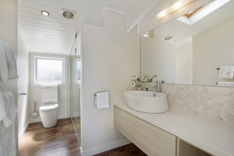 Photo of property in 112b Hinemoa Street, Whangamata, 3620