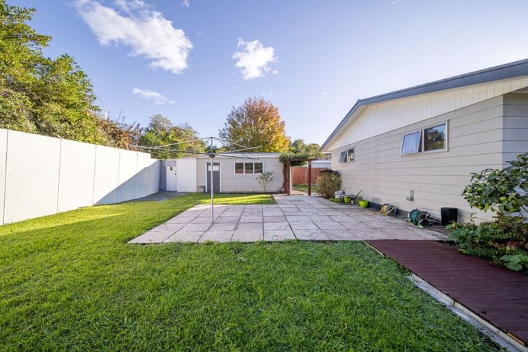 Photo of property in 29 Matipo Crescent, Pukete, Hamilton, 3200