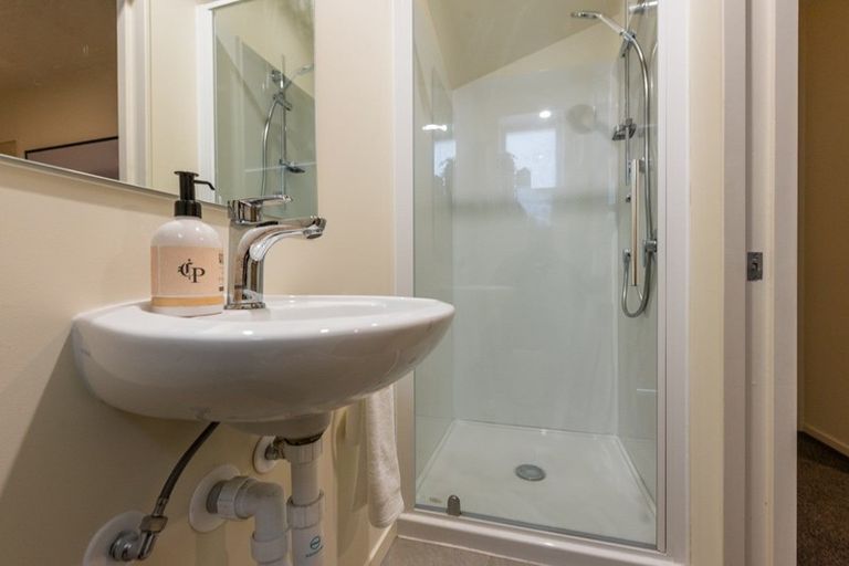 Photo of property in Pirie Street Townhouses, 28/35u Pirie Street, Mount Victoria, Wellington, 6011