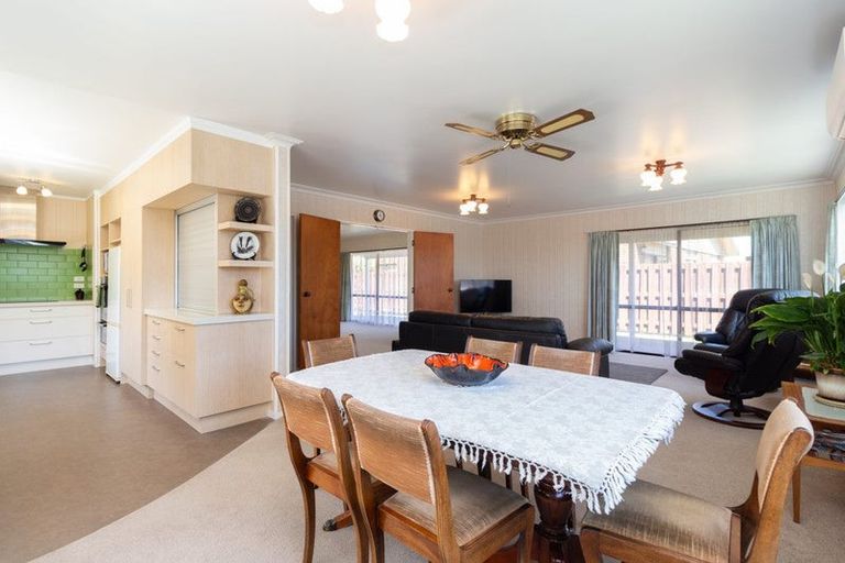 Photo of property in 8 Oak Place, Whakatane, 3120