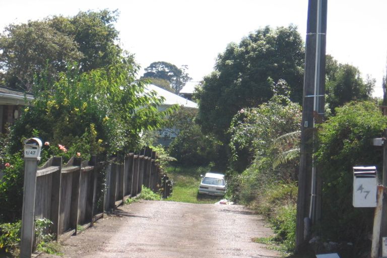 Photo of property in 47 Savoy Road, Glen Eden, Auckland, 0602