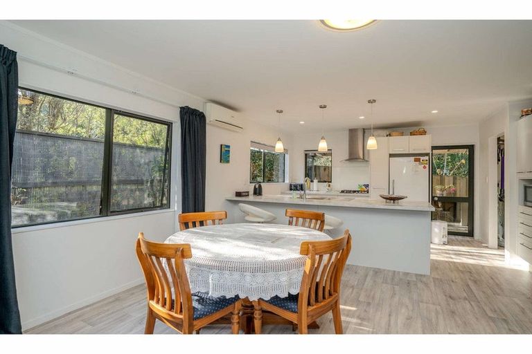 Photo of property in 2/62 Hone Heke Road, Kerikeri, 0230