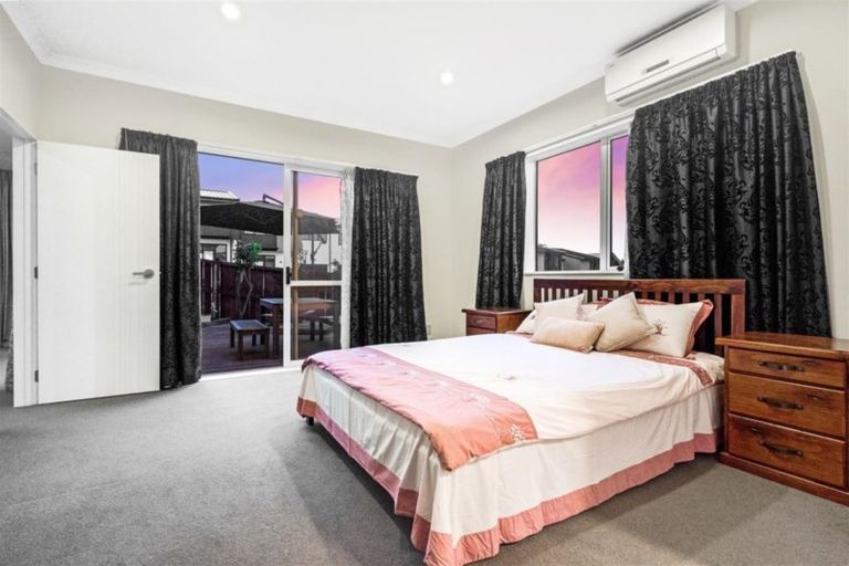 Photo of property in 1 Conti Drive, Flat Bush, Auckland, 2019