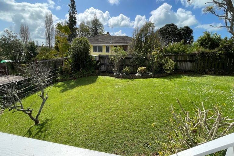 Photo of property in 2/39 Union Road, Howick, Auckland, 2014