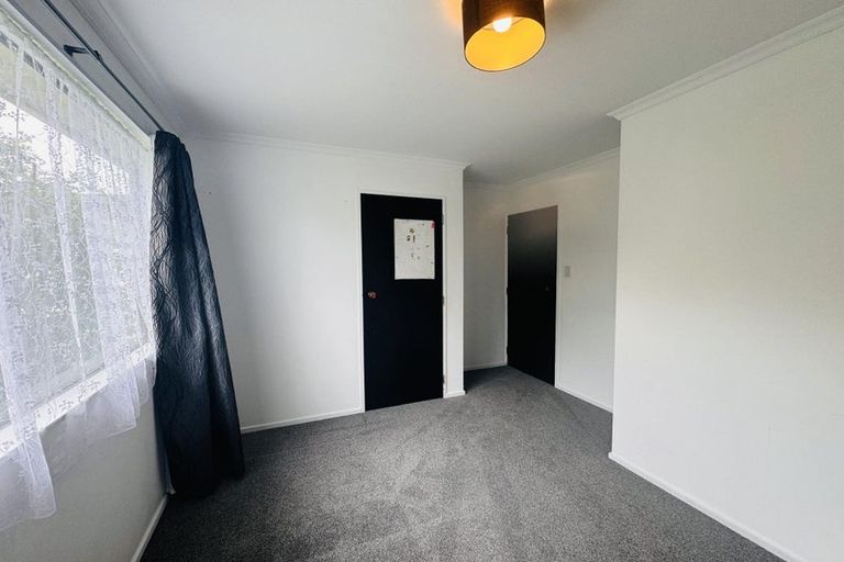 Photo of property in 50 Hillcrest Drive, Kelvin Grove, Palmerston North, 4414