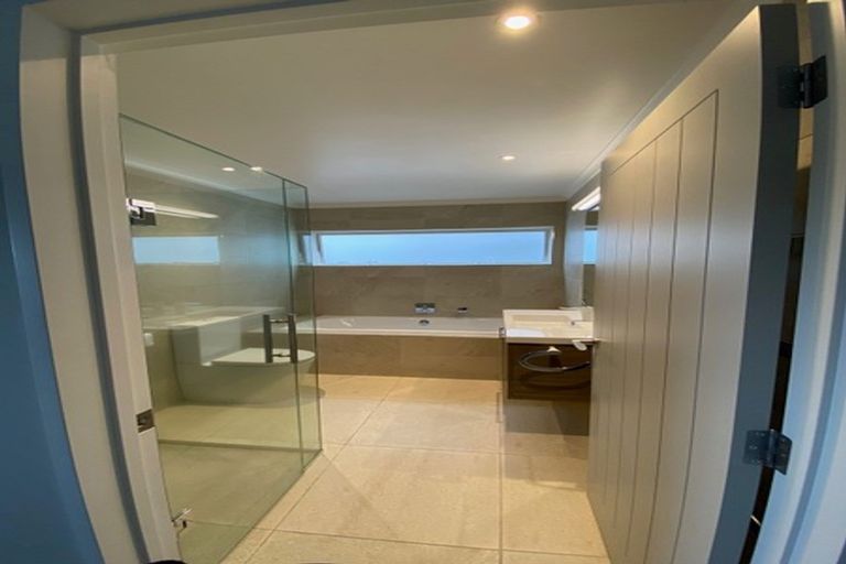 Photo of property in 36 Station Street, Hobsonville, Auckland, 0616