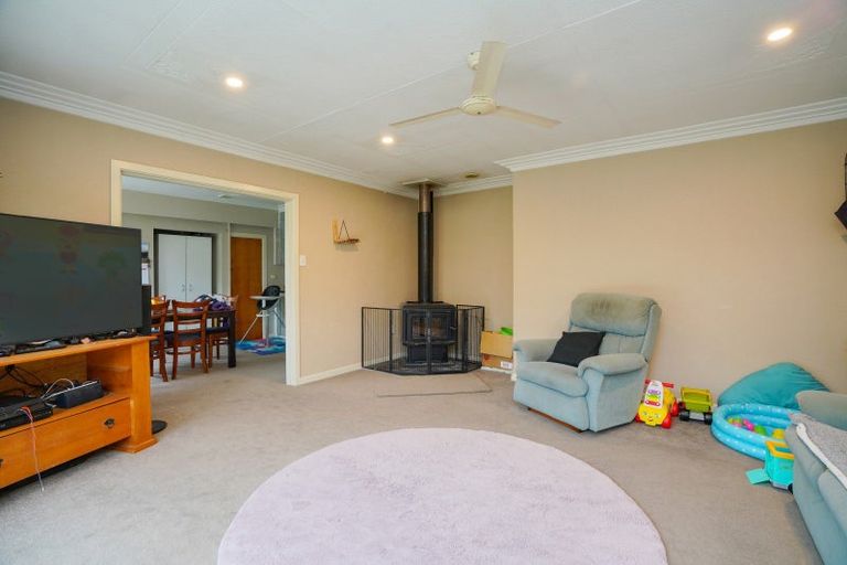 Photo of property in 44 West Plains Road, Waikiwi, Invercargill, 9810