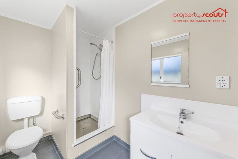 Photo of property in 49 Bay Street, Red Beach, 0932