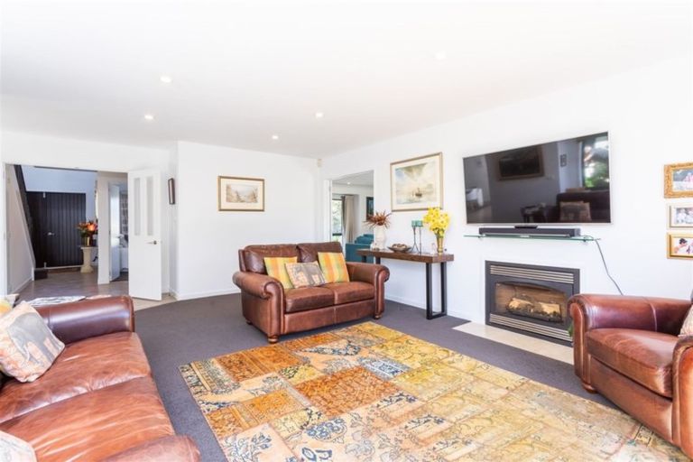 Photo of property in 24 Ruby Avenue, Northwood, Christchurch, 8051