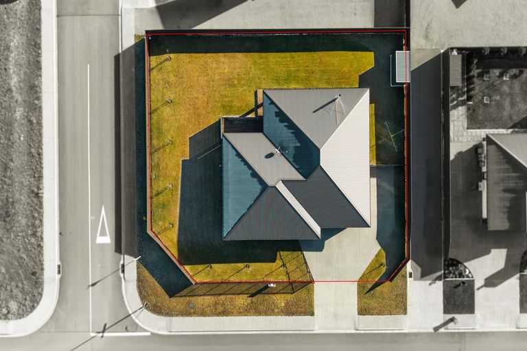 Photo of property in 8 Birch Hill Drive, Twizel, 7901