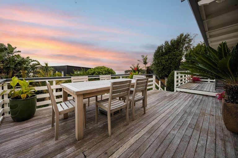 Photo of property in 237 Beach Road, Campbells Bay, Auckland, 0630