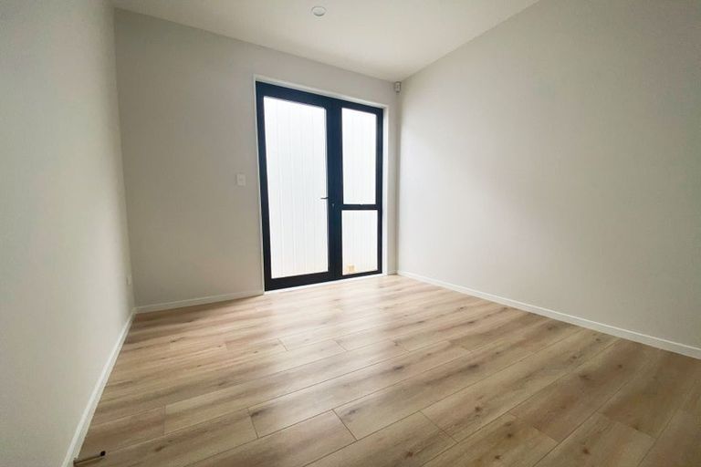 Photo of property in 15 Biokovo Street, Massey, Auckland, 0614