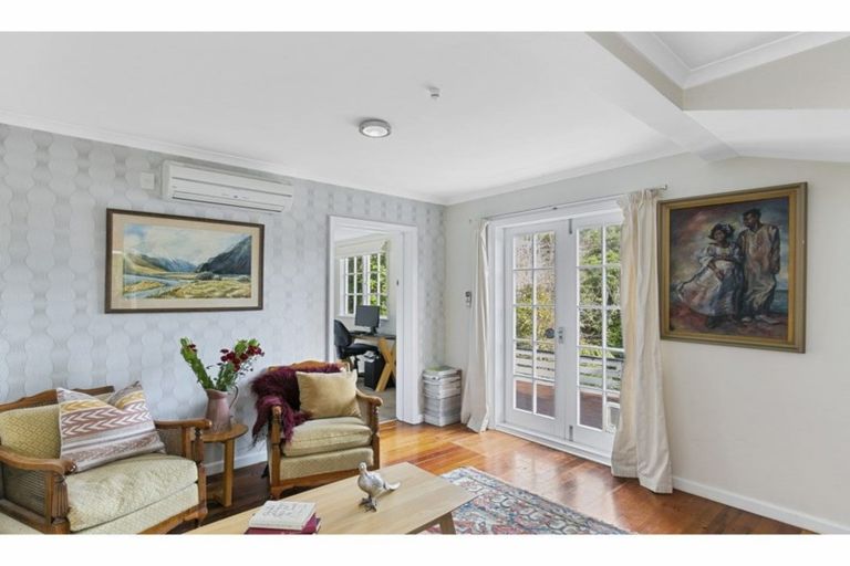 Photo of property in 14 Blakey Avenue, Karori, Wellington, 6012