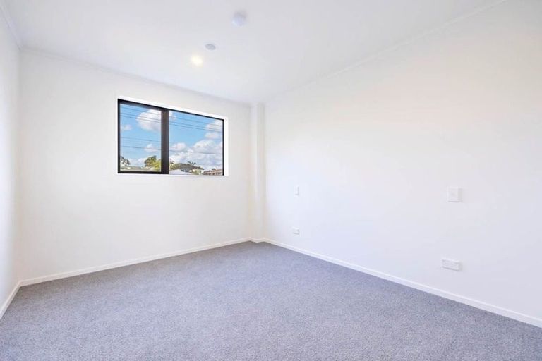 Photo of property in 103/50 Clay Works Lane, New Lynn, 0600