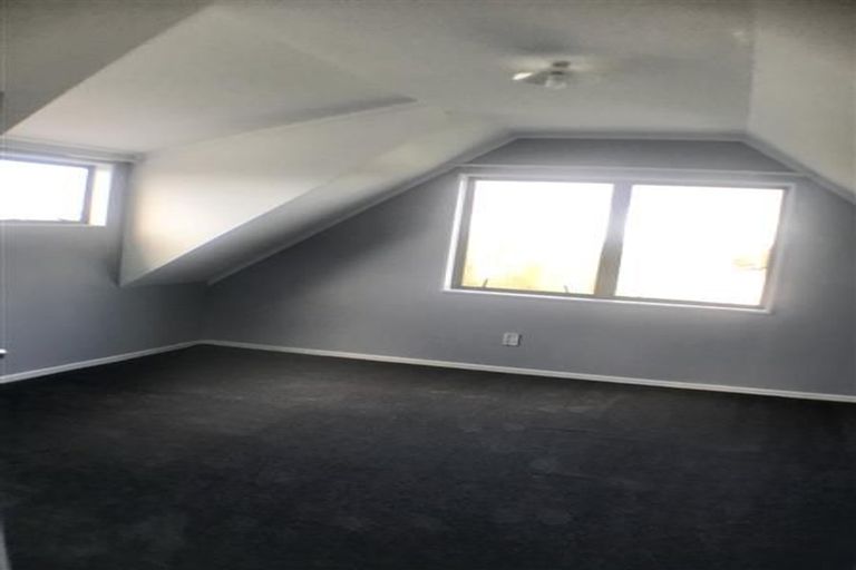 Photo of property in 36 Cyclarama Crescent, Massey, Auckland, 0614