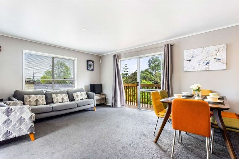 Photo of property in 4 Metcalfe Road, Ranui, Auckland, 0612