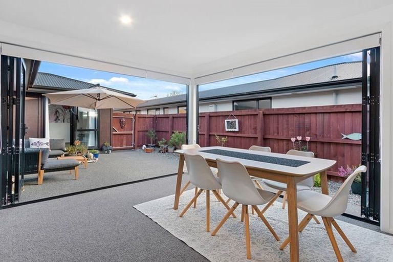 Photo of property in 75b Vivian Street, Burwood, Christchurch, 8083