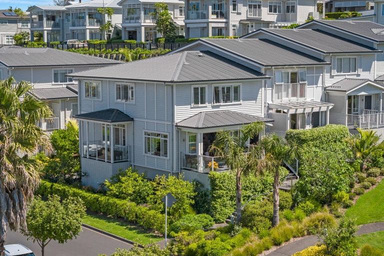 Photo of property in 37 Landmark Terrace, Orewa, 0931