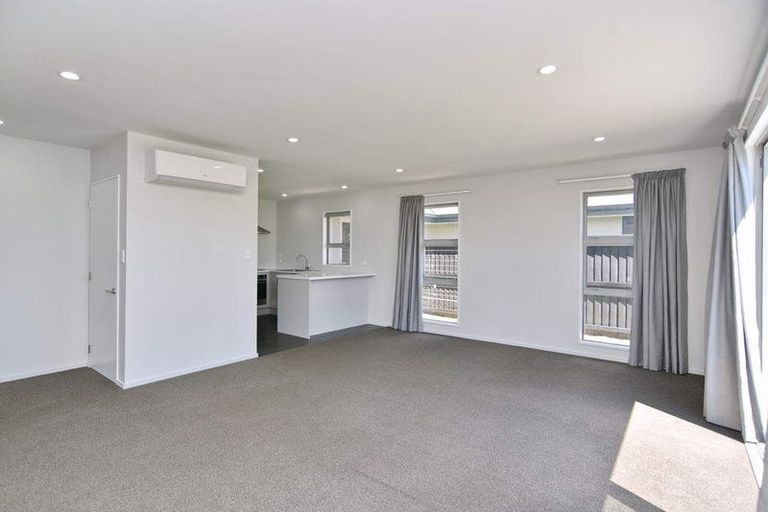Photo of property in 8 Helmore Street, Rangiora, 7400