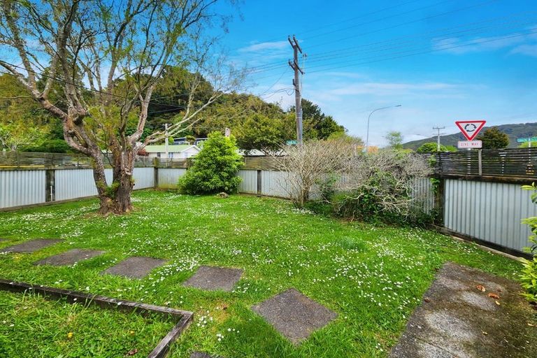 Photo of property in 1 Hine Road, Wainuiomata, Lower Hutt, 5014
