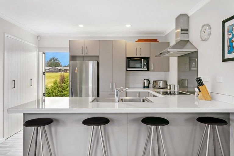 Photo of property in 4 John Norrie Place, Motuoapa, 3382
