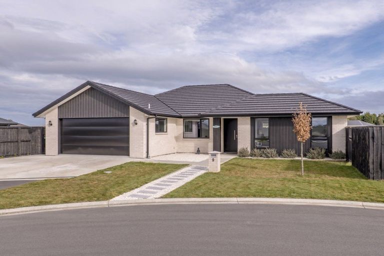 Photo of property in 9 Mary Place, Darfield, 7510