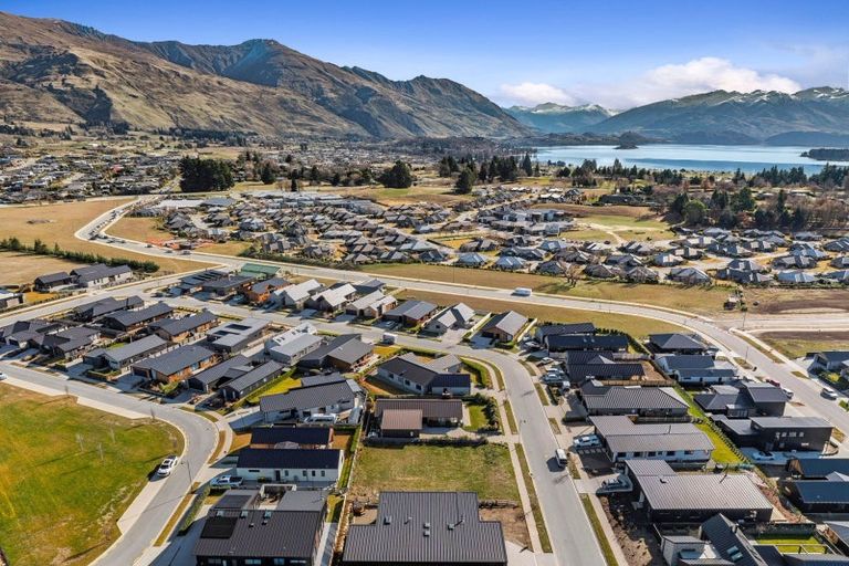 Photo of property in 18 Campbell Road, Wanaka, 9305