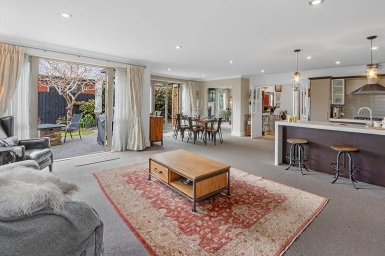 Photo of property in 24 Date Crescent, Aidanfield, Christchurch, 8025