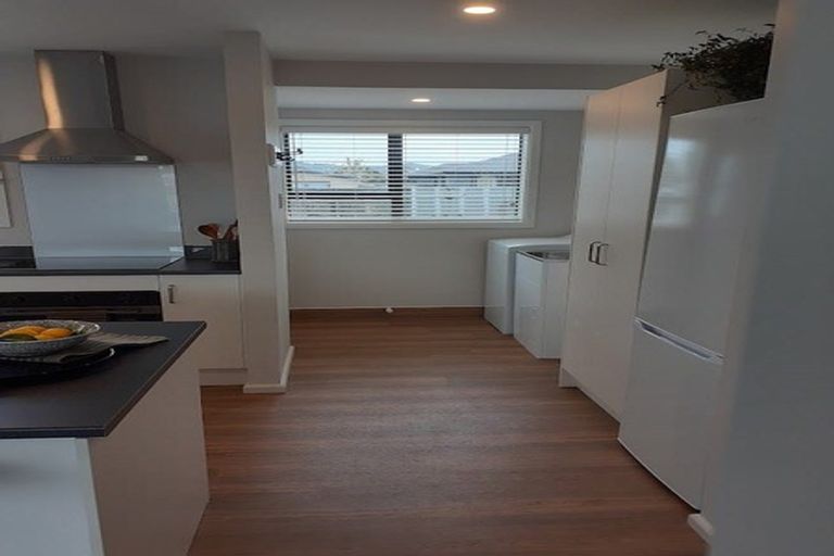 Photo of property in 19 Avro Crescent, Hornby, Christchurch, 8042