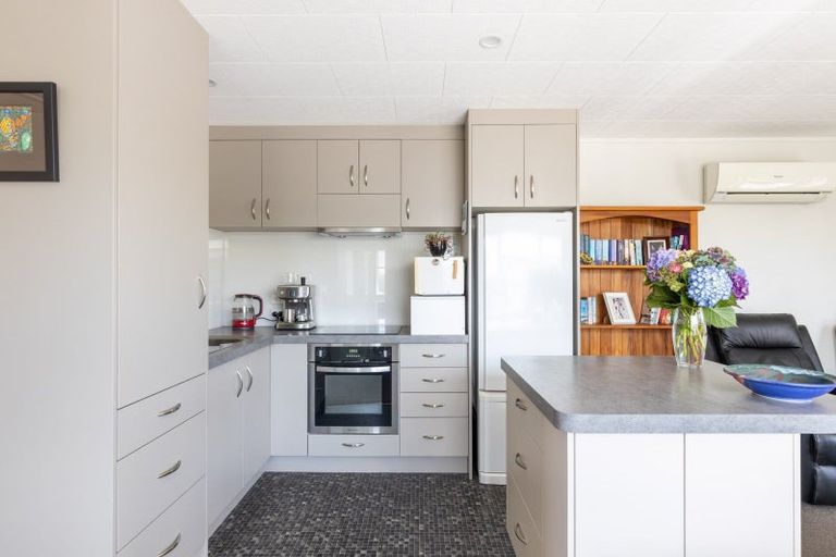 Photo of property in 1279 Egmont Road, Egmont Village, New Plymouth, 4372